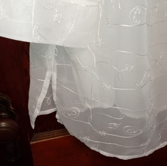 White Stag white button embroidered shirt w/camisole 3/4 sleeve w/cuff 1… - Picture 3 of 5